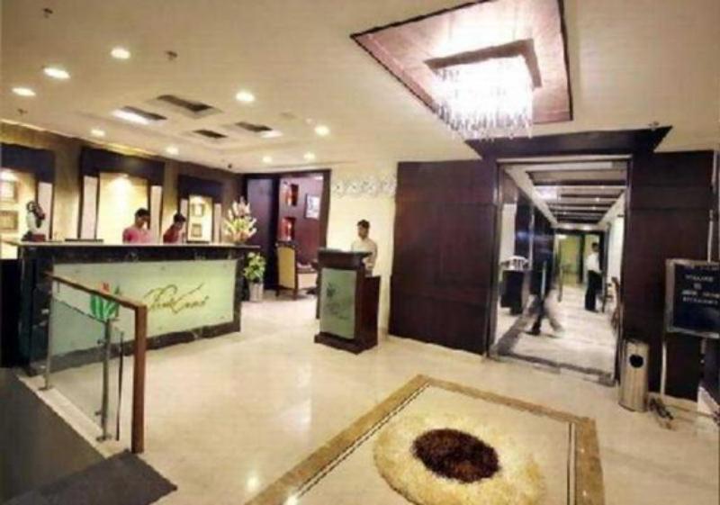The Oakland Plaza By Orion Hotels New Delhi Exterior photo