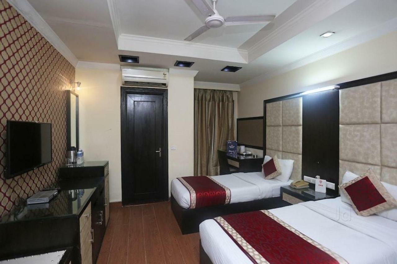 The Oakland Plaza By Orion Hotels New Delhi Exterior photo