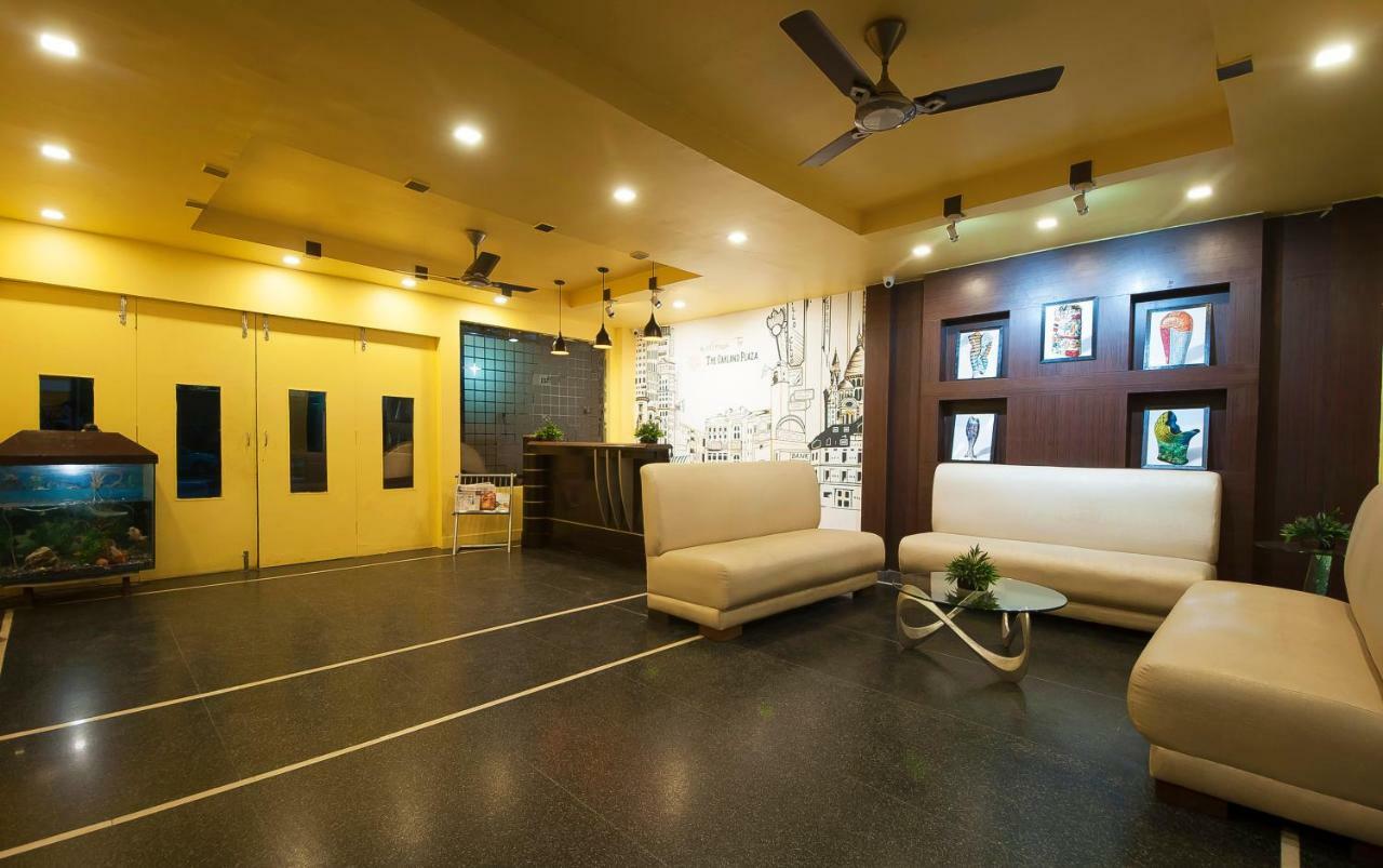 The Oakland Plaza By Orion Hotels New Delhi Exterior photo