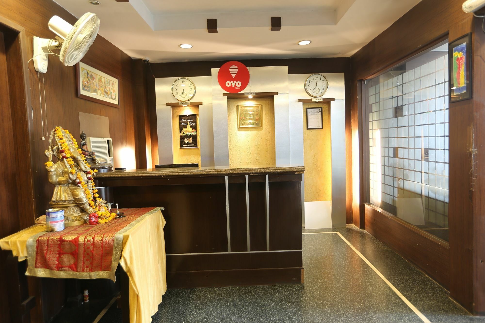 The Oakland Plaza By Orion Hotels New Delhi Exterior photo