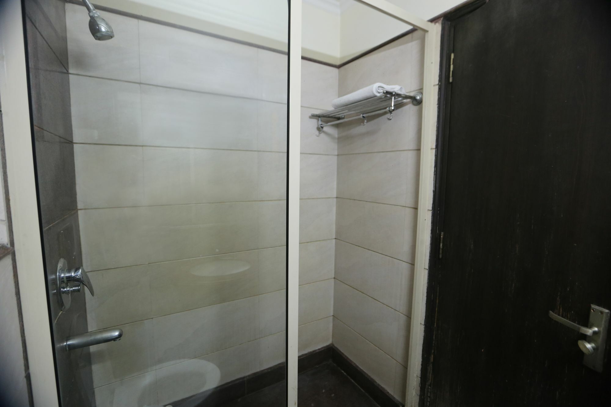 The Oakland Plaza By Orion Hotels New Delhi Exterior photo